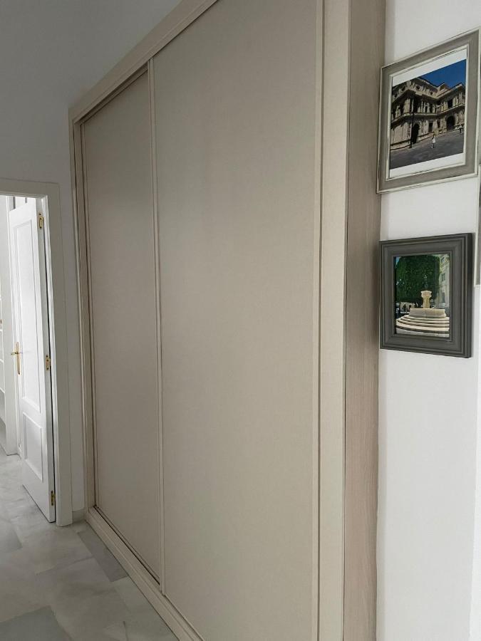 Piso A 60 Metros De La Catedral Daire Sevilla Dış mekan fotoğraf